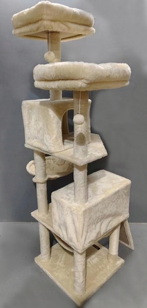 Низька дряпалка, висока дряпалка, лежанка та килимки-дряпалки