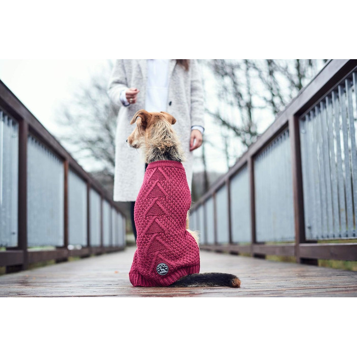 Теплий пуловер для собак HUNTER Malmö, бордовий, з в'язаним візерунком, для оптимальної посадки, з відбиваючими елементами, можна прати при 30°C, розмір 30
