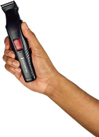 Мультитриммер Remington G12 [12-в-1]: для волосся, бороди, тіла, вух та носа. З 6 насадками, самозагострювані леза, акумуляторний. PG2120