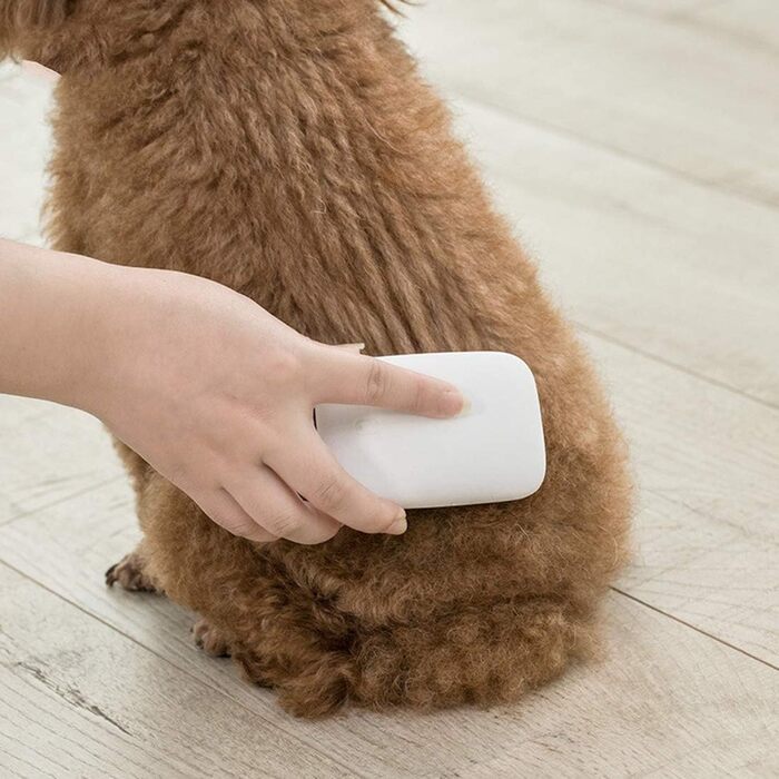 Масажна щітка для миття тварин, вичісуюча щітка від шерсті для собак і котів з м'якими силіконовими щетинками, для короткої шерсті