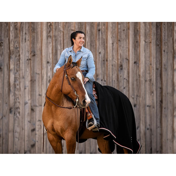 EQUILYX® Abschwitzdecke Pferd: тепла, дихаюча, вбираюча вологу, флісова підковальна ковдра для коней (чорний, 145 см)