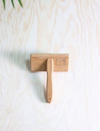 Щітка для видалення ворсу Kaiser 99010 з бамбукової ручки