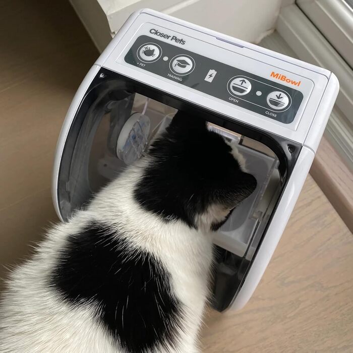 Автоматична мікрочіпова годівниця Closer Pets MiBowl для котів і малих собак, для вологого та сухого корму (раніше Cat Mate)
