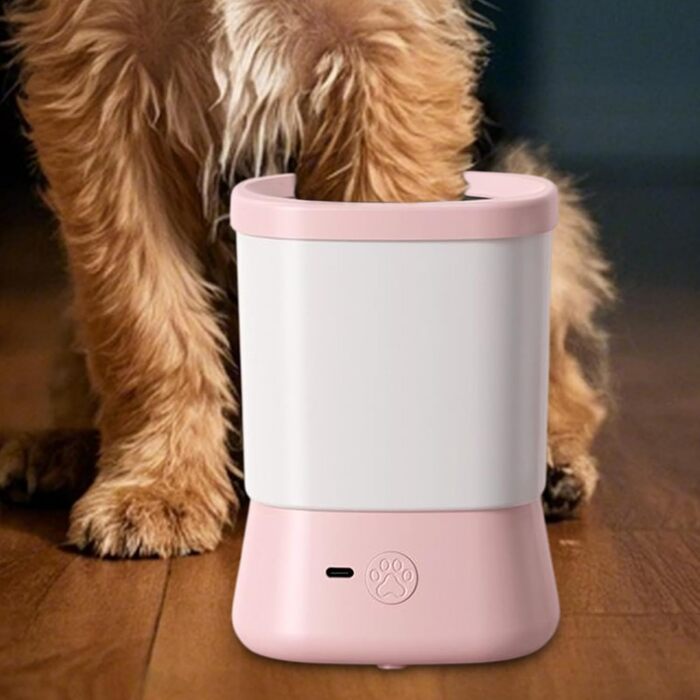 Мийка для лап собак, щітка для лап, 11,2 x 15,4 см, портативна, анти-розбризкування, 2 швидкості, аксесуари для купання, очищувач лап для собак, для активного відпочинку, подорожей, кемпінгу, походів, аксесуари для тварин рожевого кольору