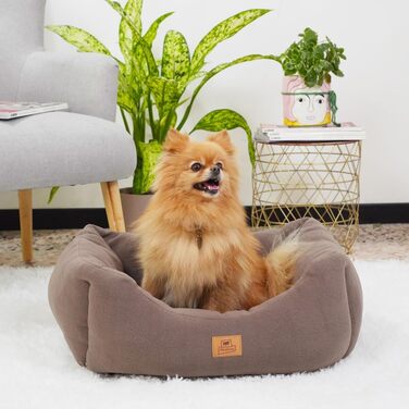 Ліжко для собак та котів Ferplast COCCOLO з м'якої мікрофлісу, Taupe, SMALL (55 x 45 x 20 см)
