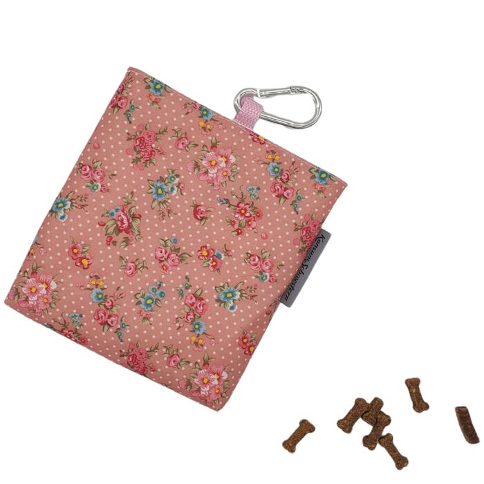 Сумка для собачих ласощів з магнітом та карабіном з ПВХ тканини - ROSEN AUF ROSA