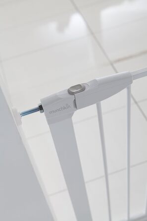 Ворота для дитячого захисту Munchkin Auto Close: автоматичне закриття, сталь, 76-82 см, білий