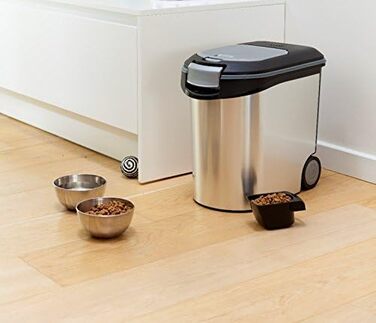 Контейнер для корму Curver 12 кг, 35 л, чорний/сріблястий, 49,3x27,8x42,5 см