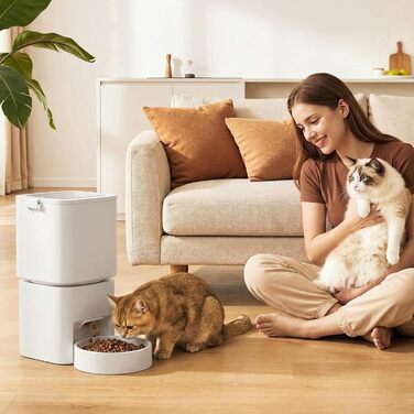 Автоматичний годівниця для котів та собак з Wi-Fi, 5L, керування через додаток, 1-10 прийомів їжі на день