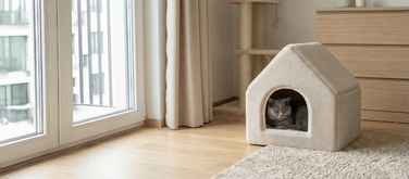 Будиночок-лежак для котів SUITE Carinio з двосторонньою подушкою, 44 × 42 × 44 см