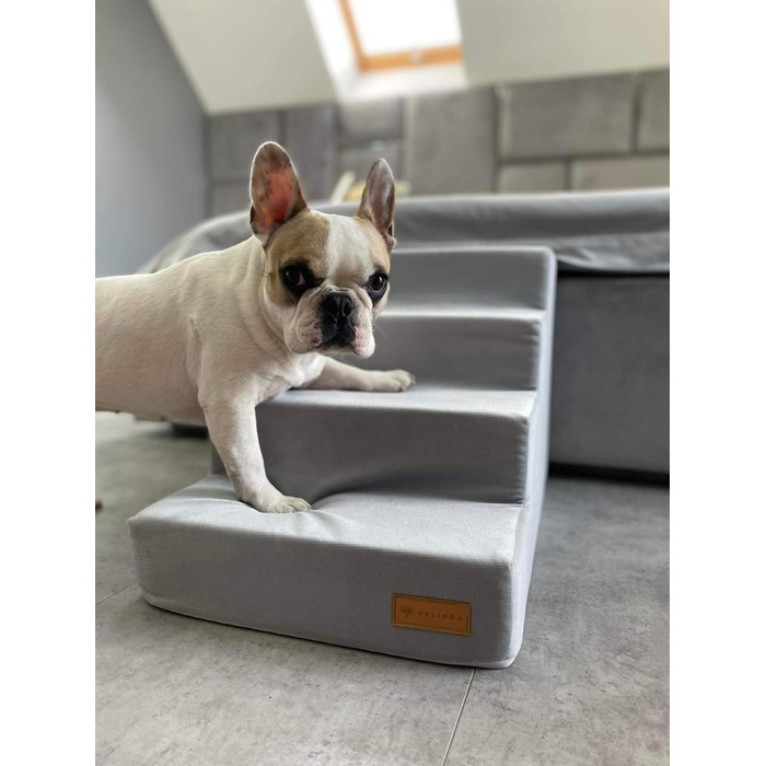 Сходинка для собак Velinda з 4 сходинками, також підходить для котів. Допомагає домашнім тваринам легко підніматися. Матеріал: піна. Колір: темно-синій