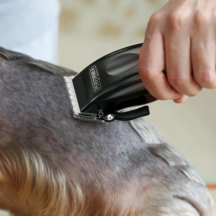 Машинка для стрижки тварин Wahl Performer Pet Clipper: повний набір для догляду за шерстю, леза з вуглецевої сталі, 4 насадки (3, 6, 9, 13 мм), чорний колір