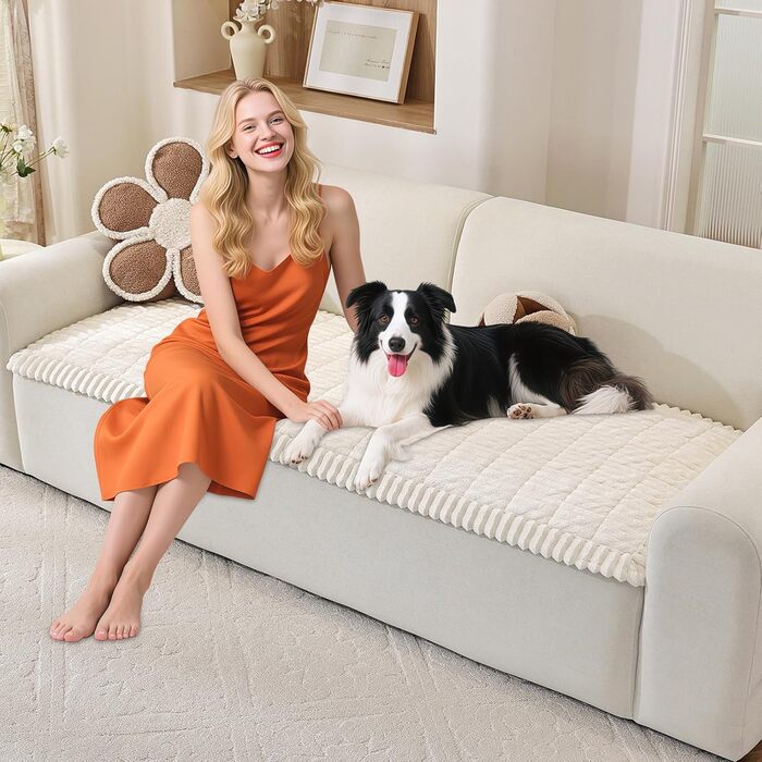 Плед на диван для собак, фланелевий, 70 x 150 см, бежевий. М'який, зручний, антиковзаючий, для захисту дивану. Машинне прання.