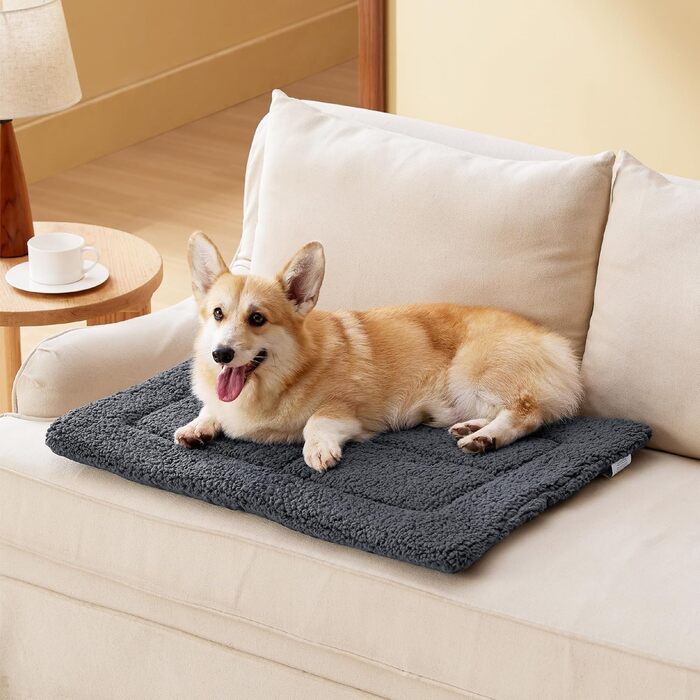 Килимок для собак BEDSURE великих порід - 104x69 см, м'який, з шампаню Sherpa, щільна піна, 74x46 см, темно-сірий