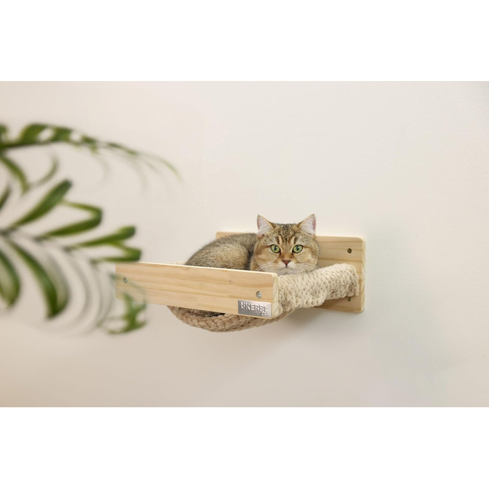 Підвісний гамак для котів Kerbl Timber, натуральний/тауpe, 38x33,5x16 см, м'який плюш, настінний, знімний чохол, до 6 кг