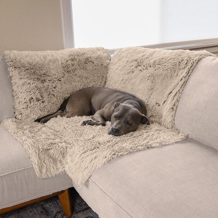 Плед Furhaven Snuggly Spot із довгим штучним хутром для захисту меблів, кутовий, машинне прання, колір тауп, універсальний розмір