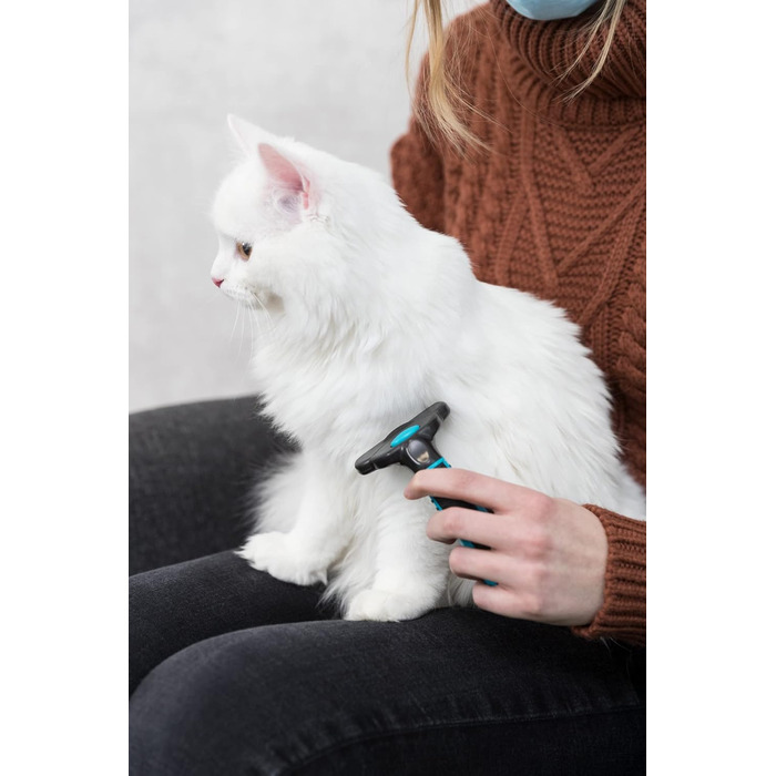 Тріксі Щітка для вичісування шерсті з ви змінним гребінцем - нержавіюча сталь, прогумований пластиковий ручка - чорний/синій - 8 x 14 см - 24173