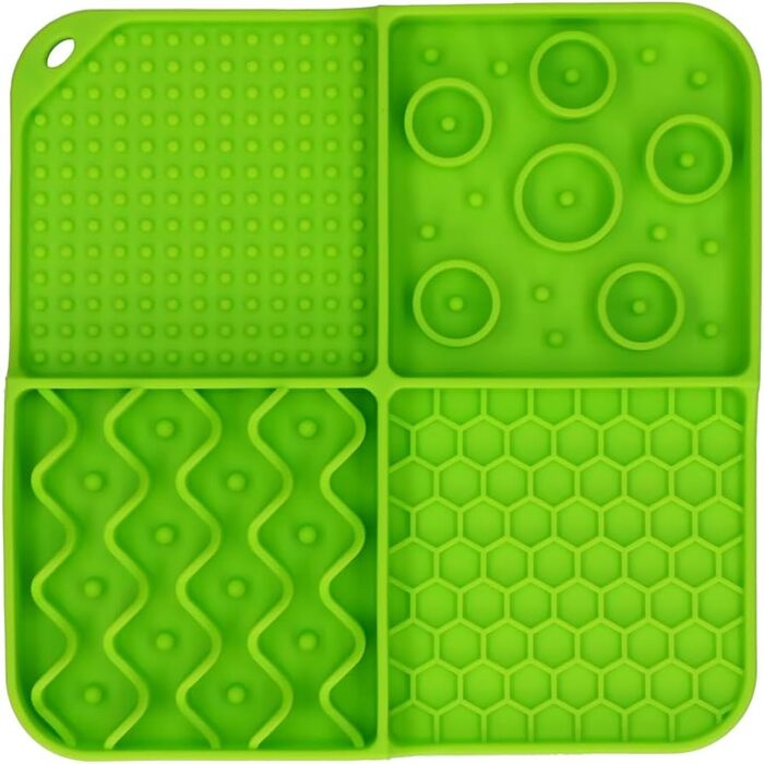 Килимок для собак - годівниця-головоломка, 21x21 см, силікон, зелений, миється в посудомийній машині