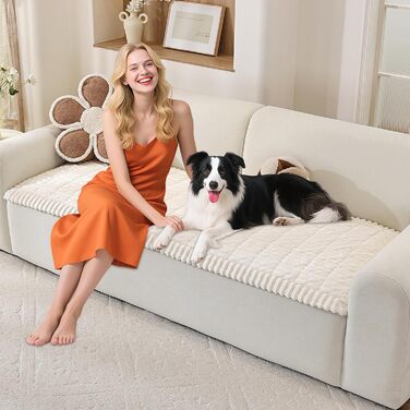 Плед на диван для собак, фланелевий, 70 x 150 см, бежевий. М'який, зручний, антиковзаючий, для захисту дивану. Машинне прання.