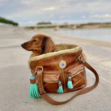 Сумка-переноска для собак Dog with a Mission, шкіряна, універсального розміру 32x20x27 см