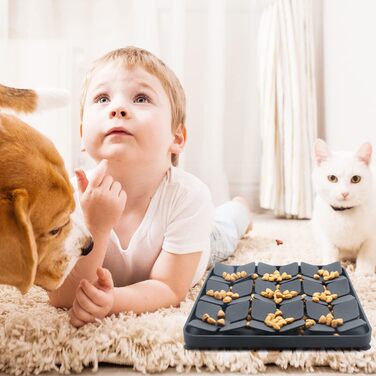 Килимок для повільного годування Hund & Katze Bowite Silikon з присосками для котів та маленьких собак (сірий)